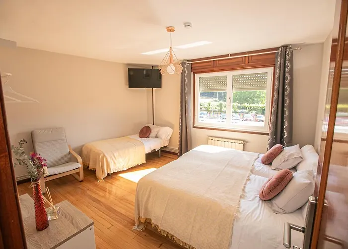 Lobre Гостевой дом